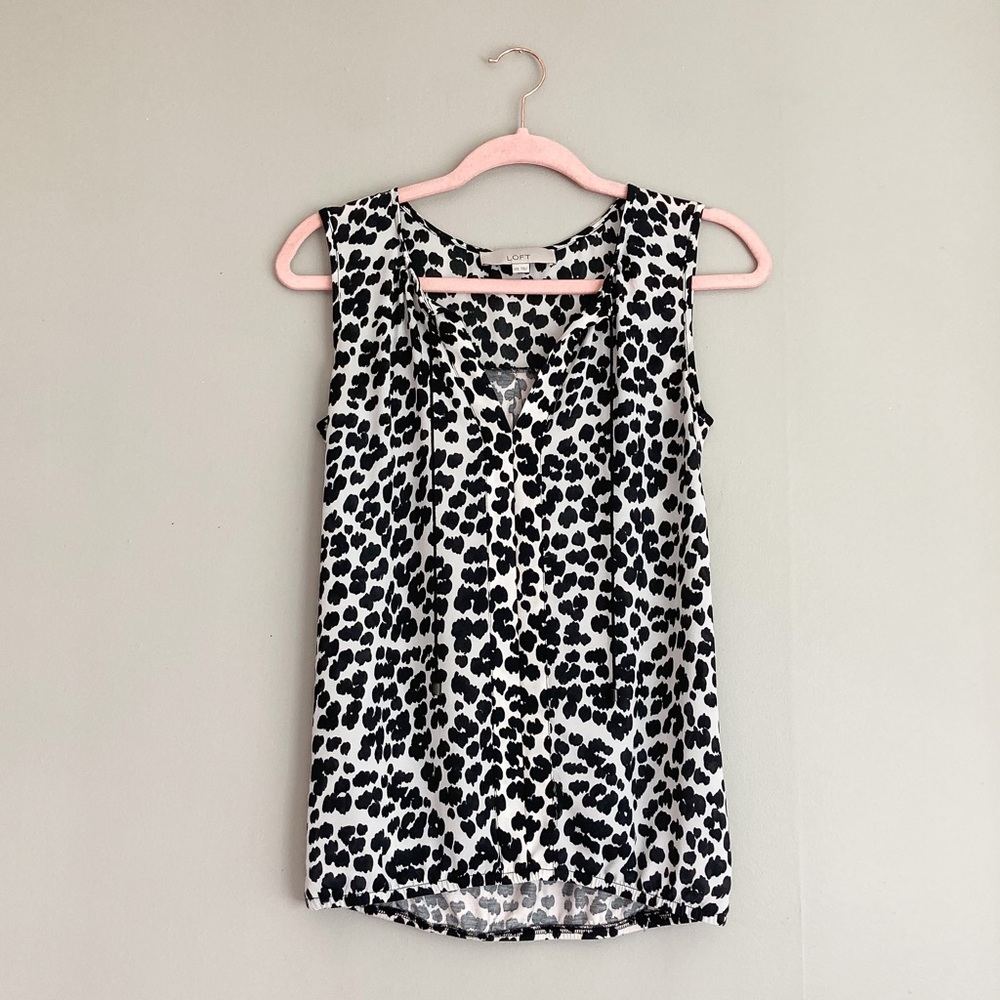 LOFT Leopard Print Sleeveless Blouse V Neck Tunic Top Chic